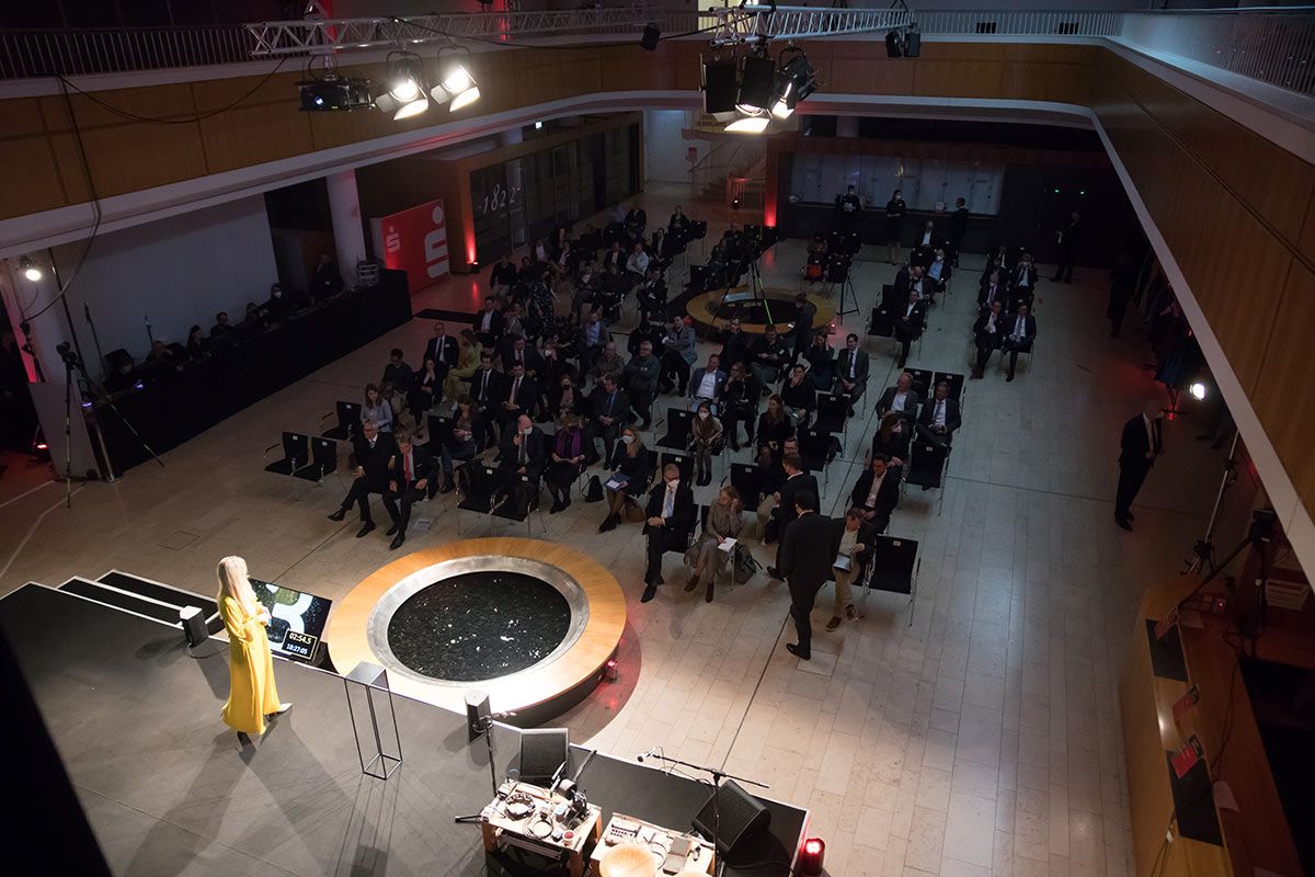 Gala evening of the Hessian Founders' Award in Frankfurt as an event reference of the WOA Event Agency