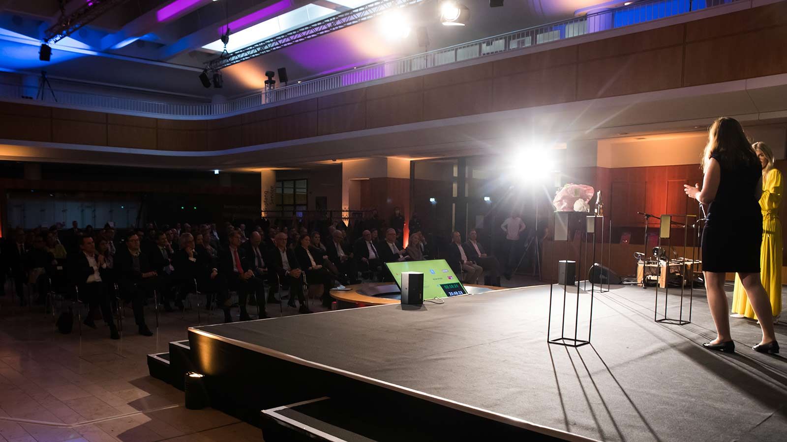 Gala evening of the Hessian Founders' Award in Frankfurt as an event reference of the WOA Event Agency