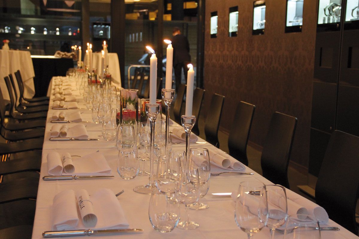 A product roadshow in the Zeithalle Zurich for IMAGE Systems AG as an event reference for WOA Event Agency.